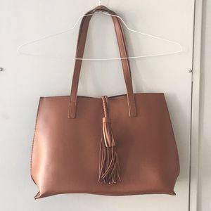 Faux leather purse with tassel